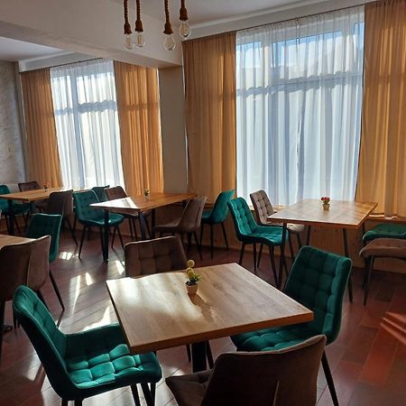 Готель Provincial Вишово-Нижнє Екстер'єр фото